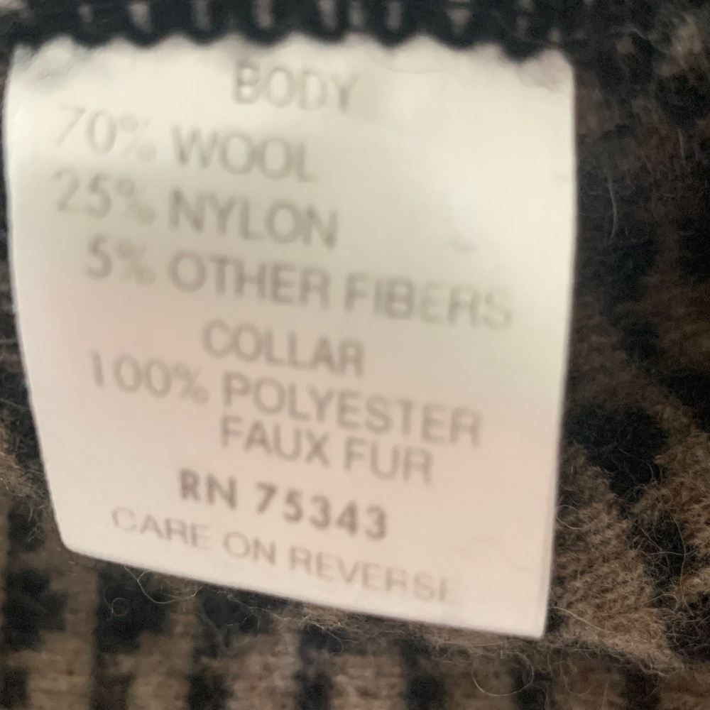 A Ida Made in Italy tan & black houndstooth cardigan w/faux fur collar SZ Small - Picture 6 of 8